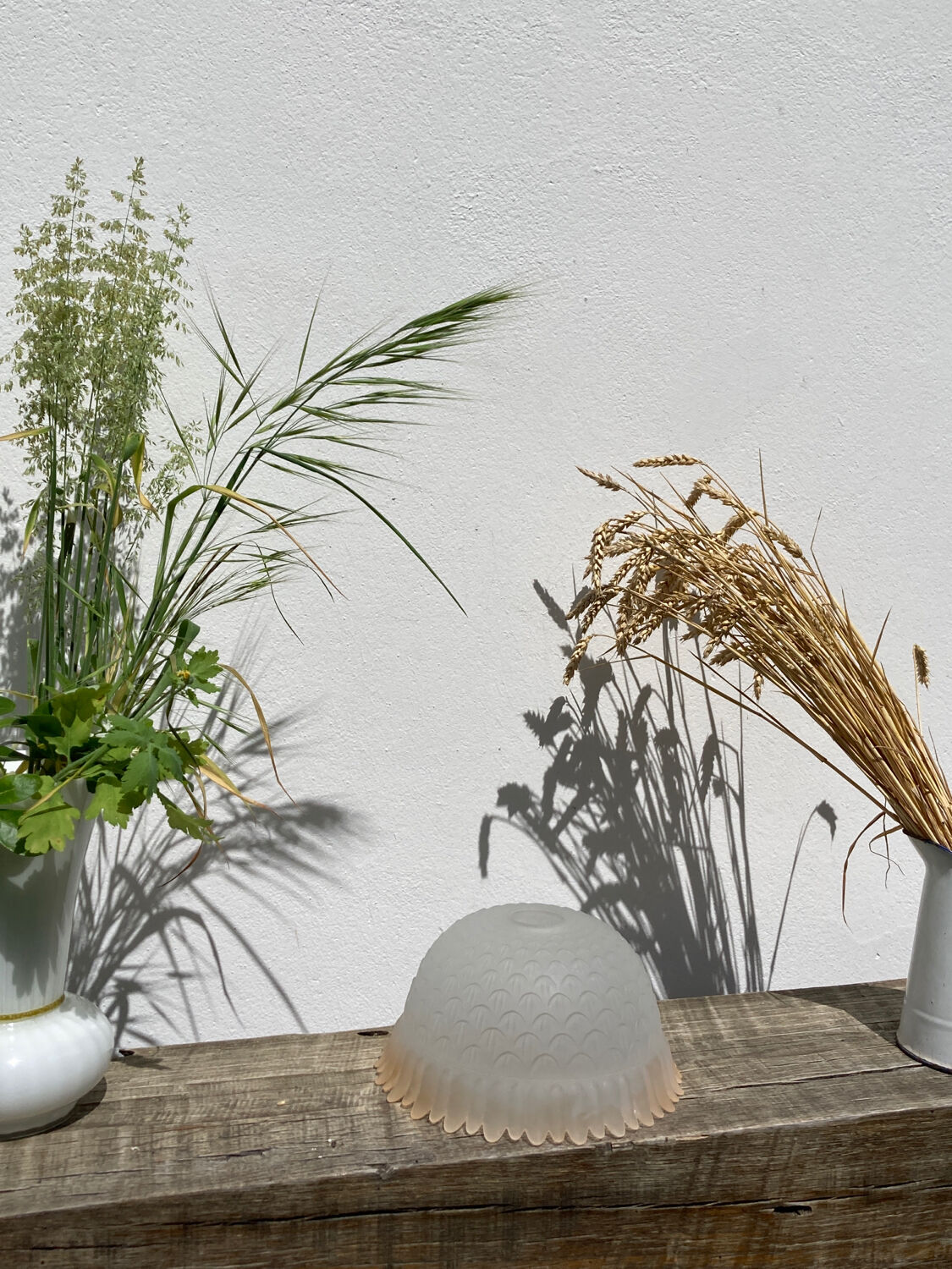 Antique white frosted glass or pendant lamp