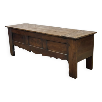 Oak and chestnut storage bench from the late 19th century