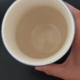 Vase or pot with utensils