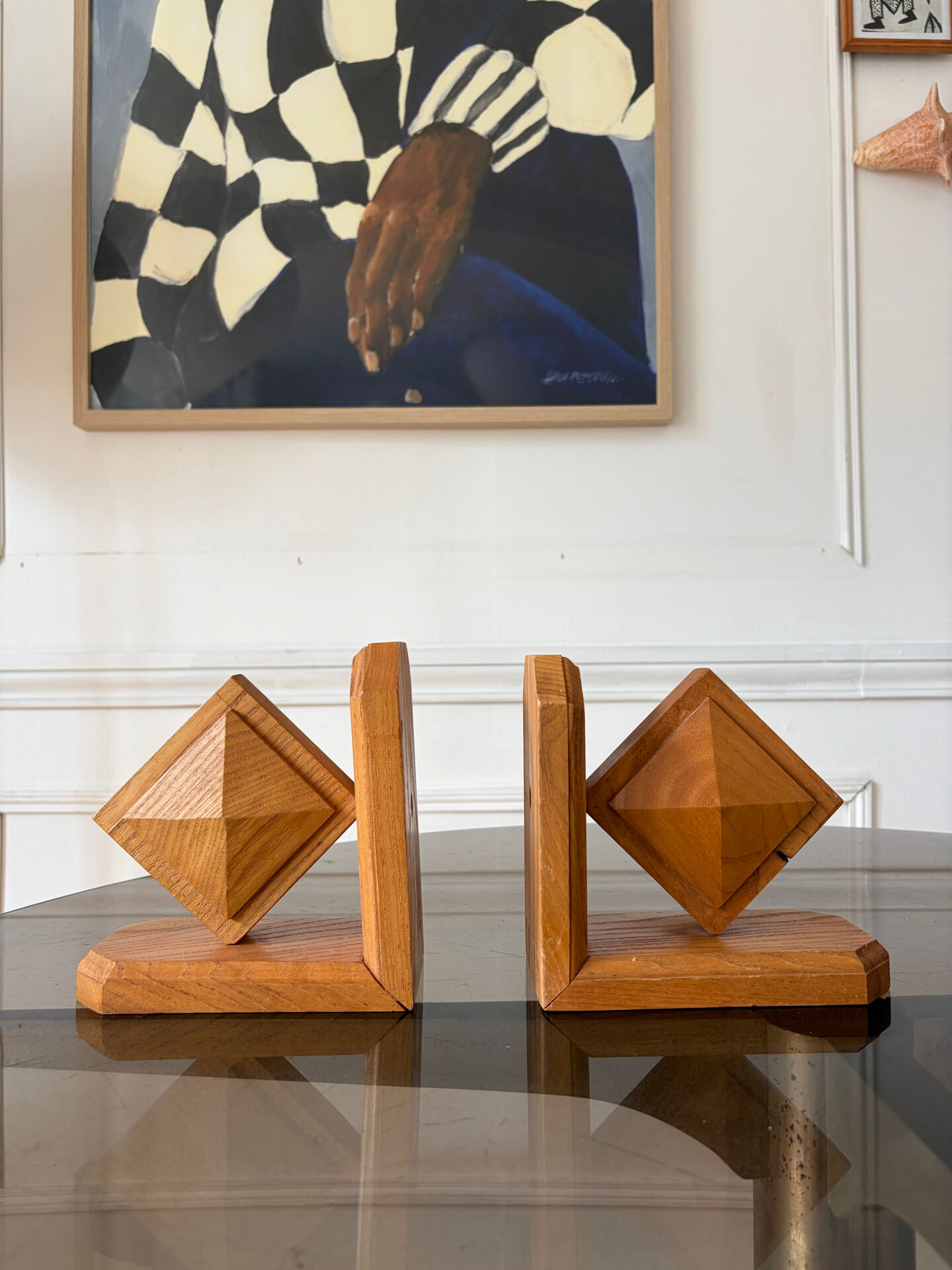 Brutalist bookends