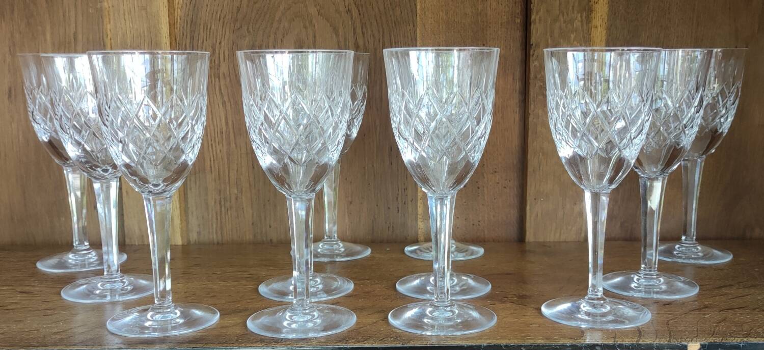 Série de 36 verres coupes cristal taillé/cristallerie de Lorraine