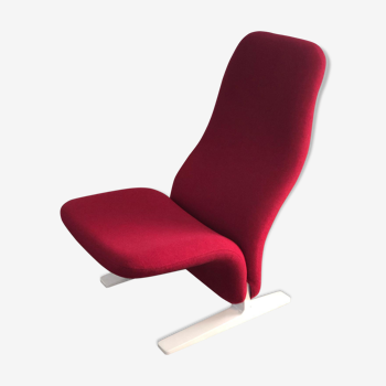Artifort Concorde lounge chair designed by Pierre Paulin