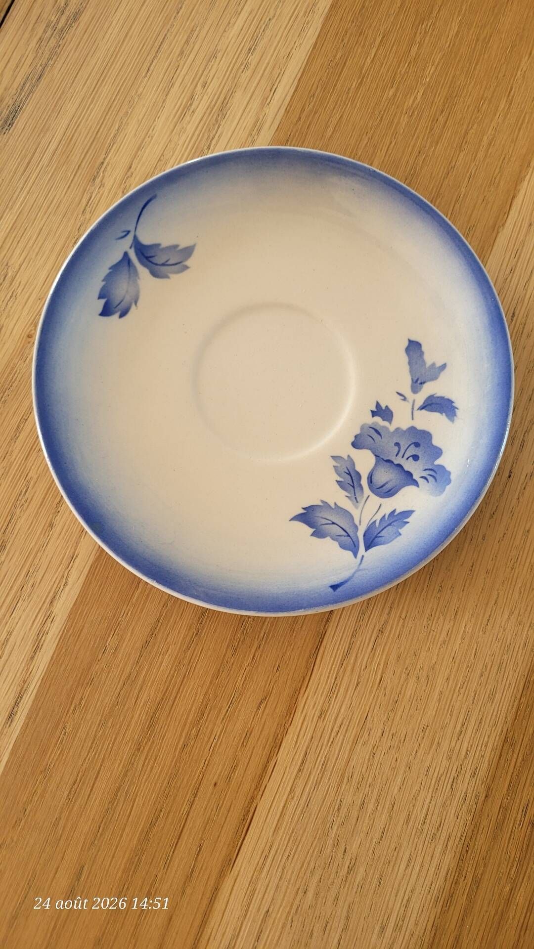 7 vintage cups and saucers