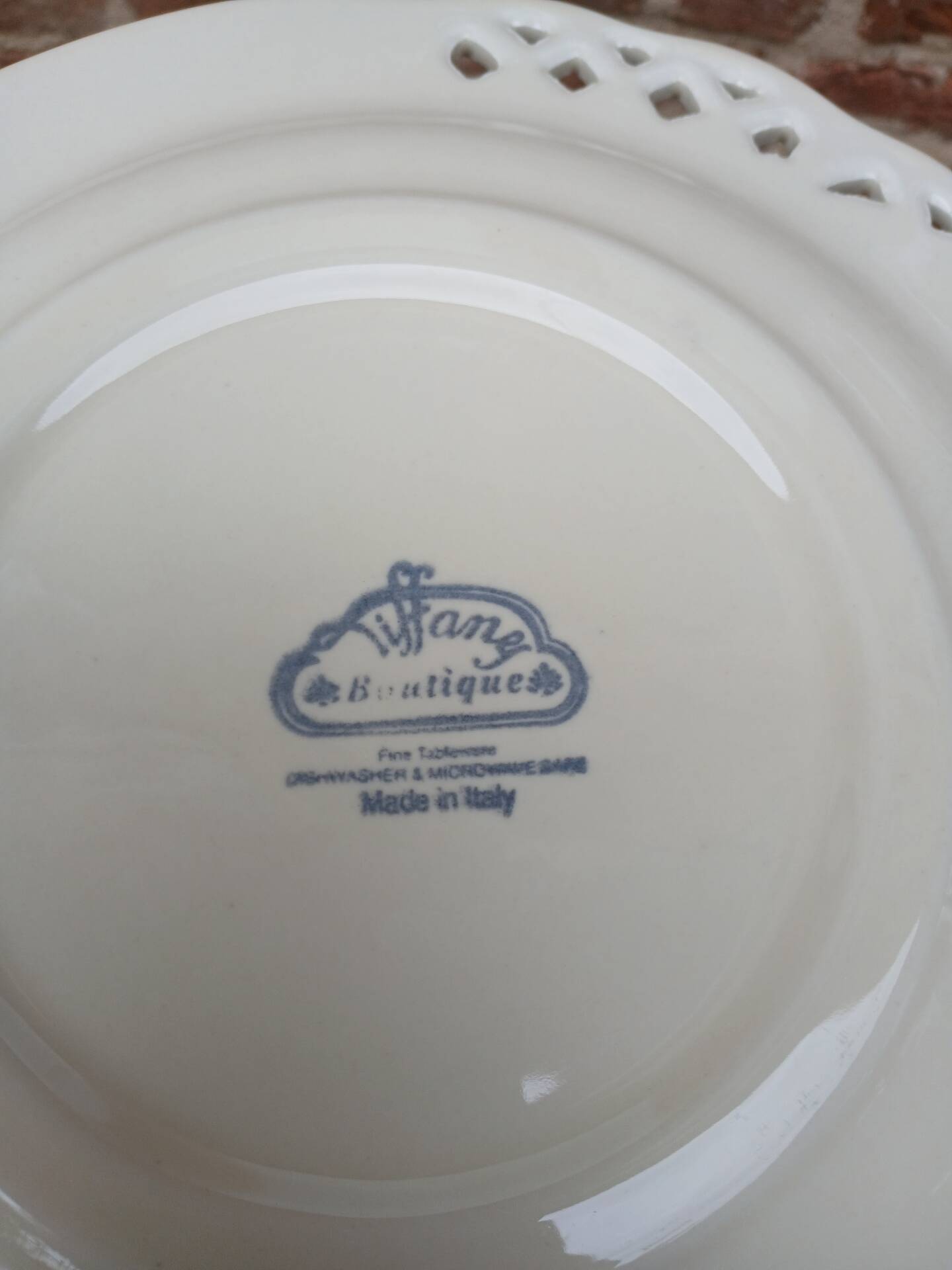 12 Italian ceramic plates