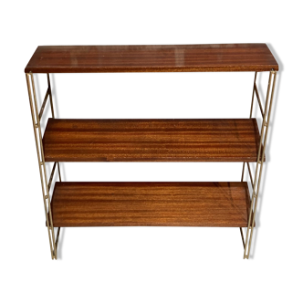 Modular shelf in wood and metal