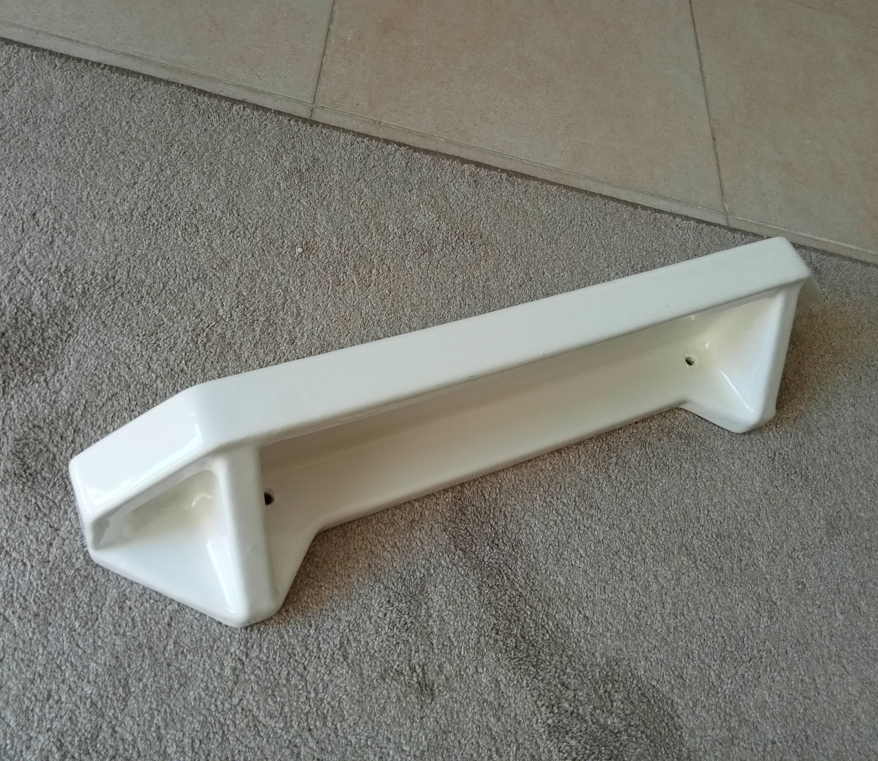 Vintage wall shelf from Lyon Vaise, Art Deco 1930 in ceramic.