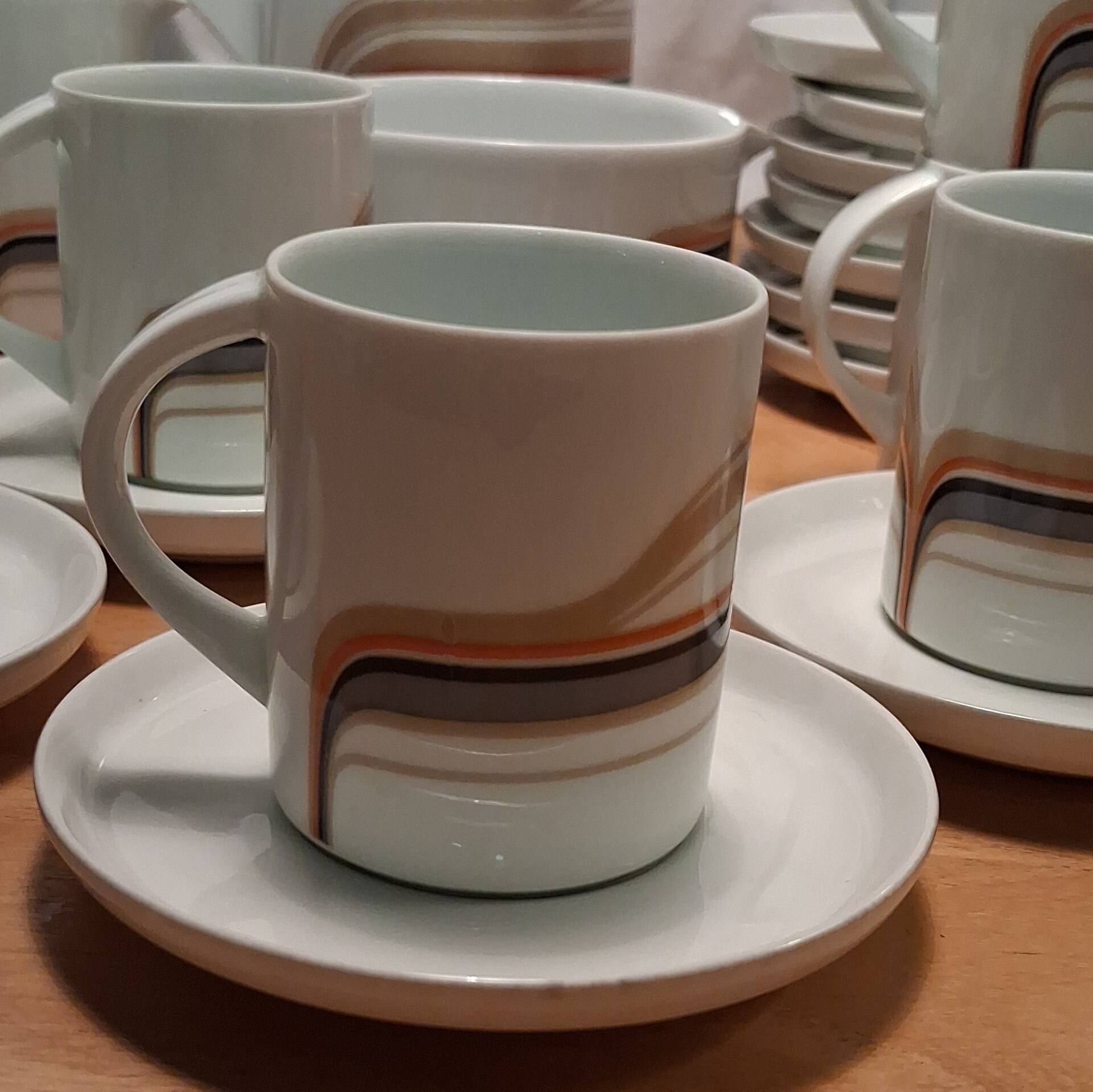 Vintage café service