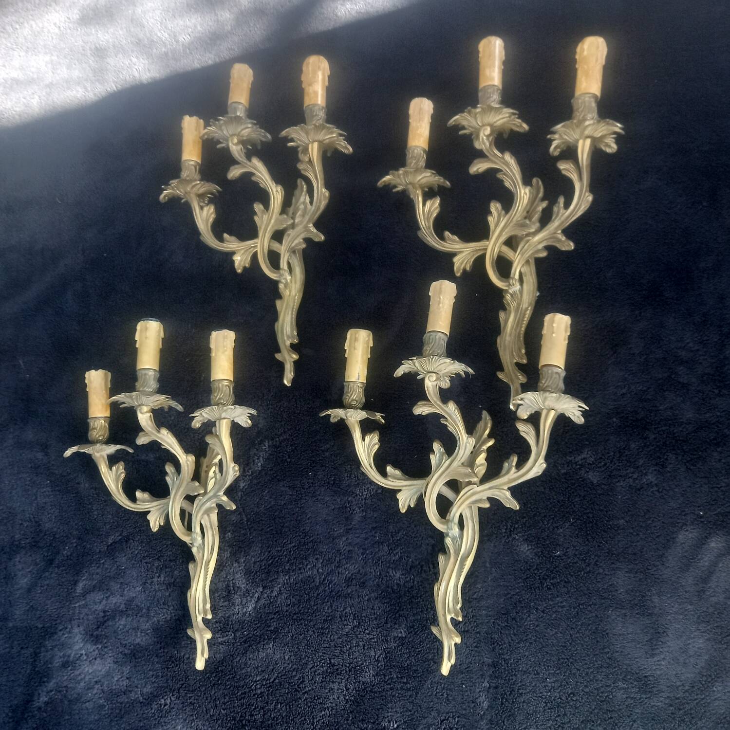 4 large bronze wall lights 3 louis xv rocaille lights