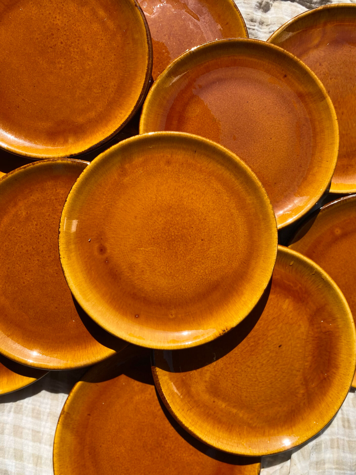 Set of 12 ancient stoneware plates Mourre-Milon, Dieulefit