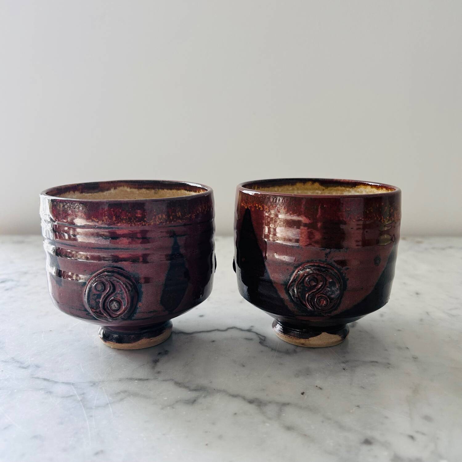 Pair of signed Chinese bowls