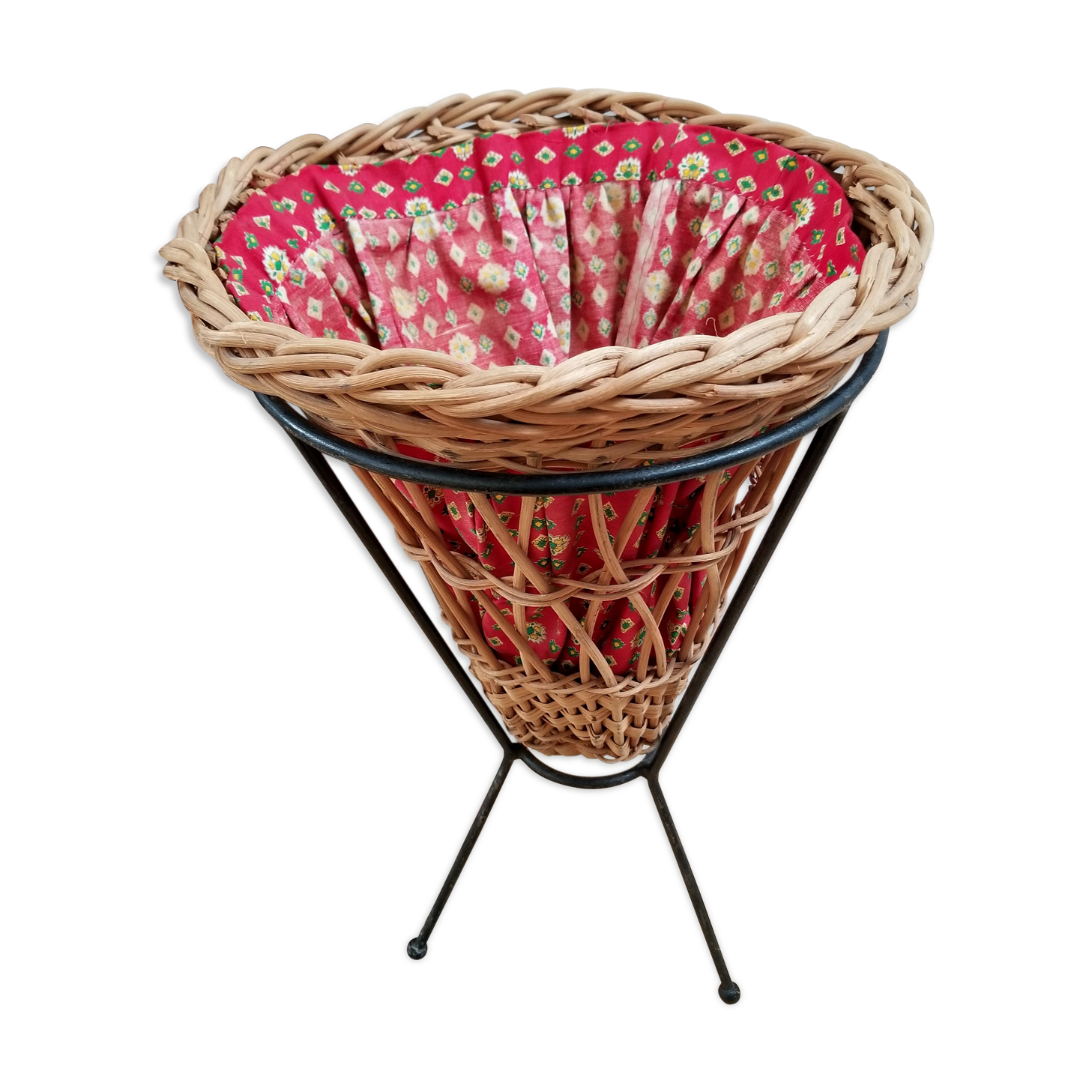 Wicker basket and wrought iron