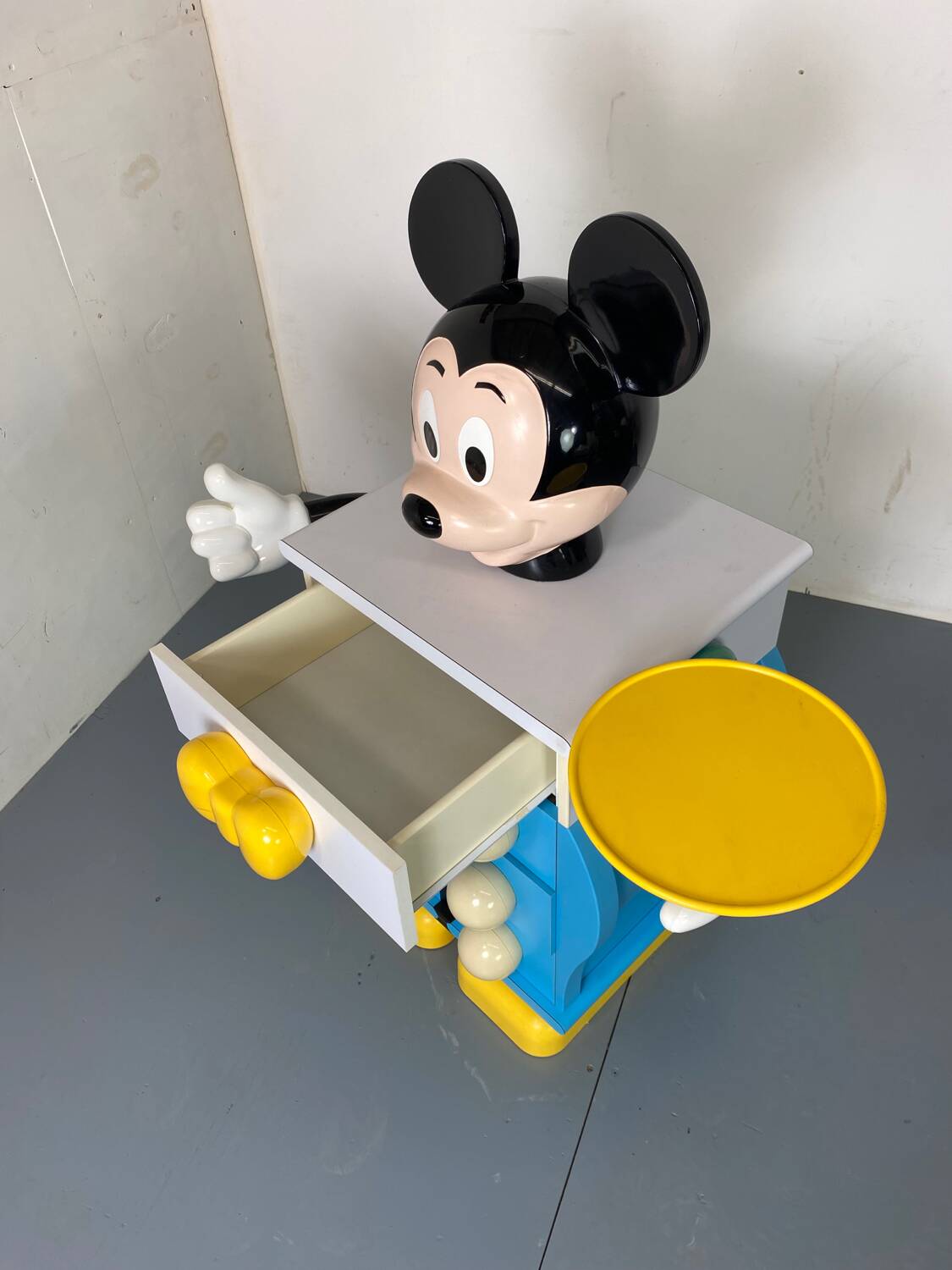 Commode Mickey Mouse de Starform, France, 1988