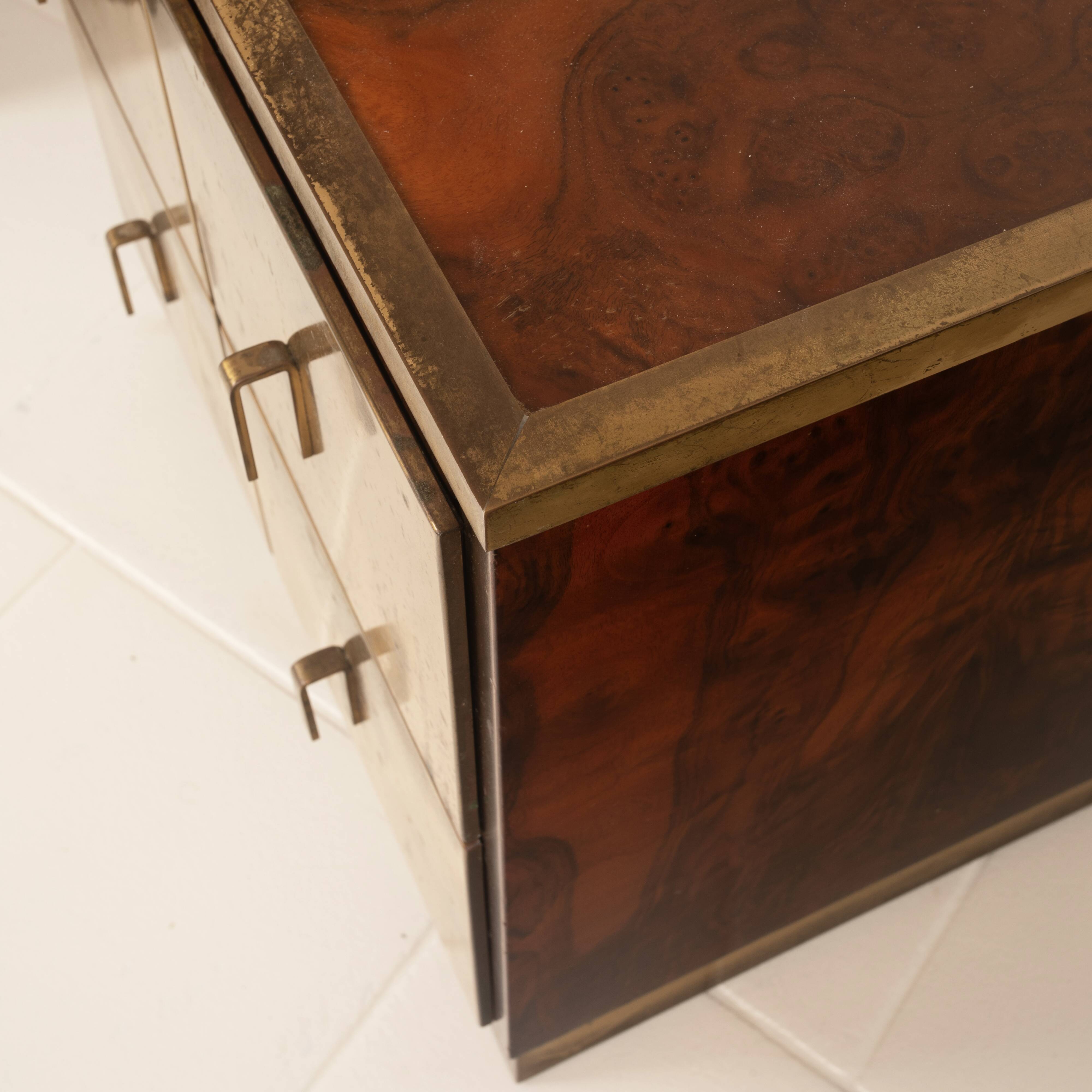 Aldo Frigerio Italian Walnut Burl and Gold-Laminated Brass Bagdad Nightstands