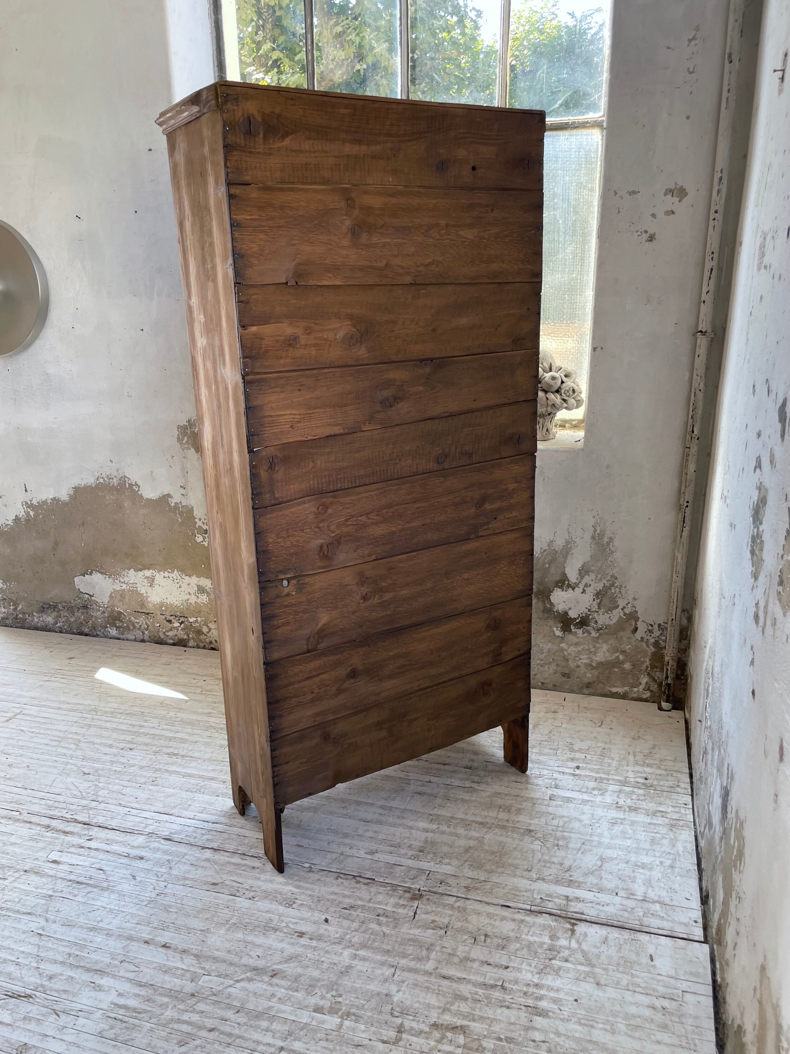 Library bonnetière pine