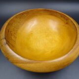 Wooden dish signed E - Circa 1960-1970