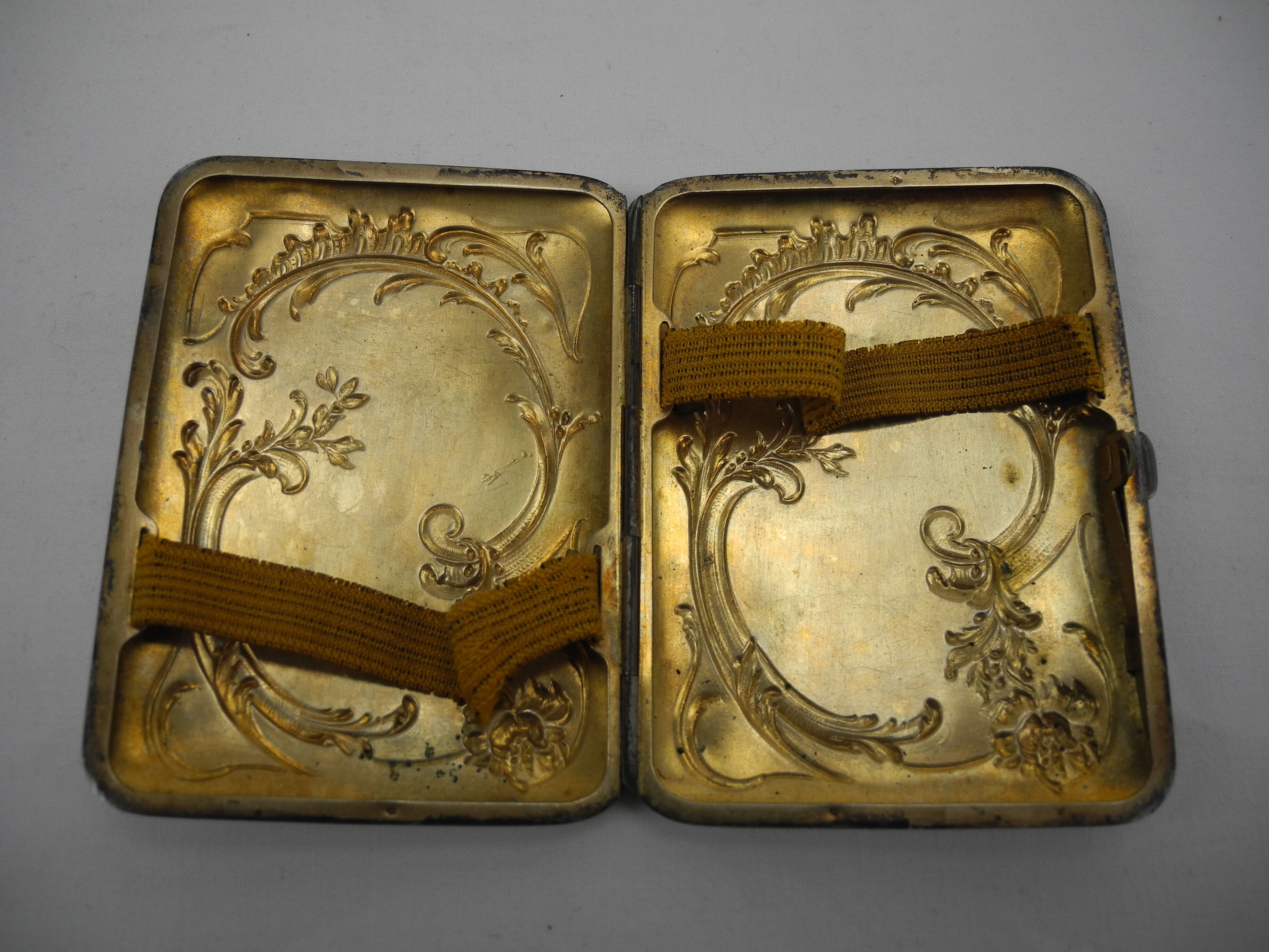 solid silver cigarette case vermeil nineteenth sterling silver cigarette case