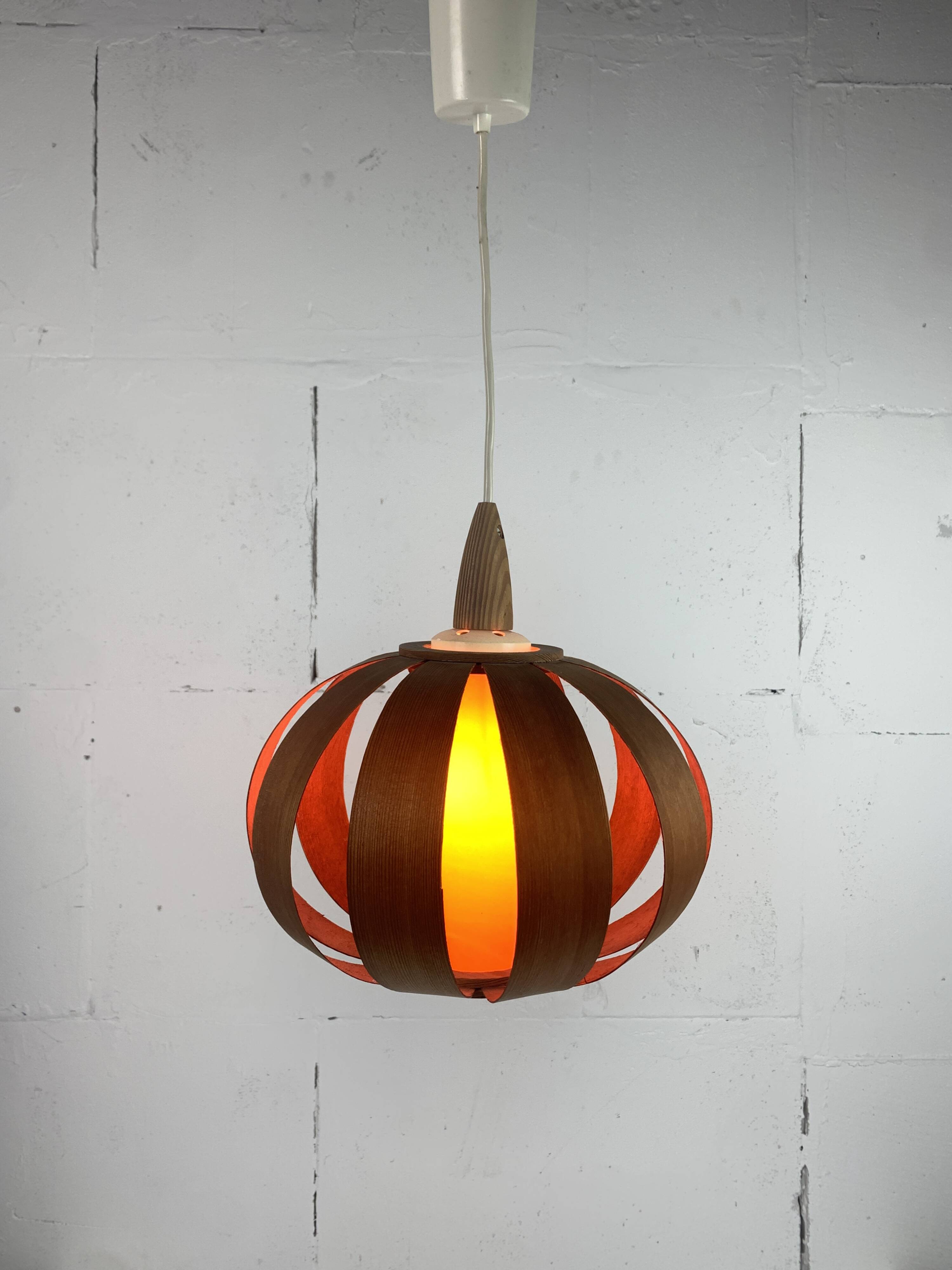 Pendentif champignon OVNI de l'ère spatiale du milieu du siècle, style Hans Agne Jakobsson