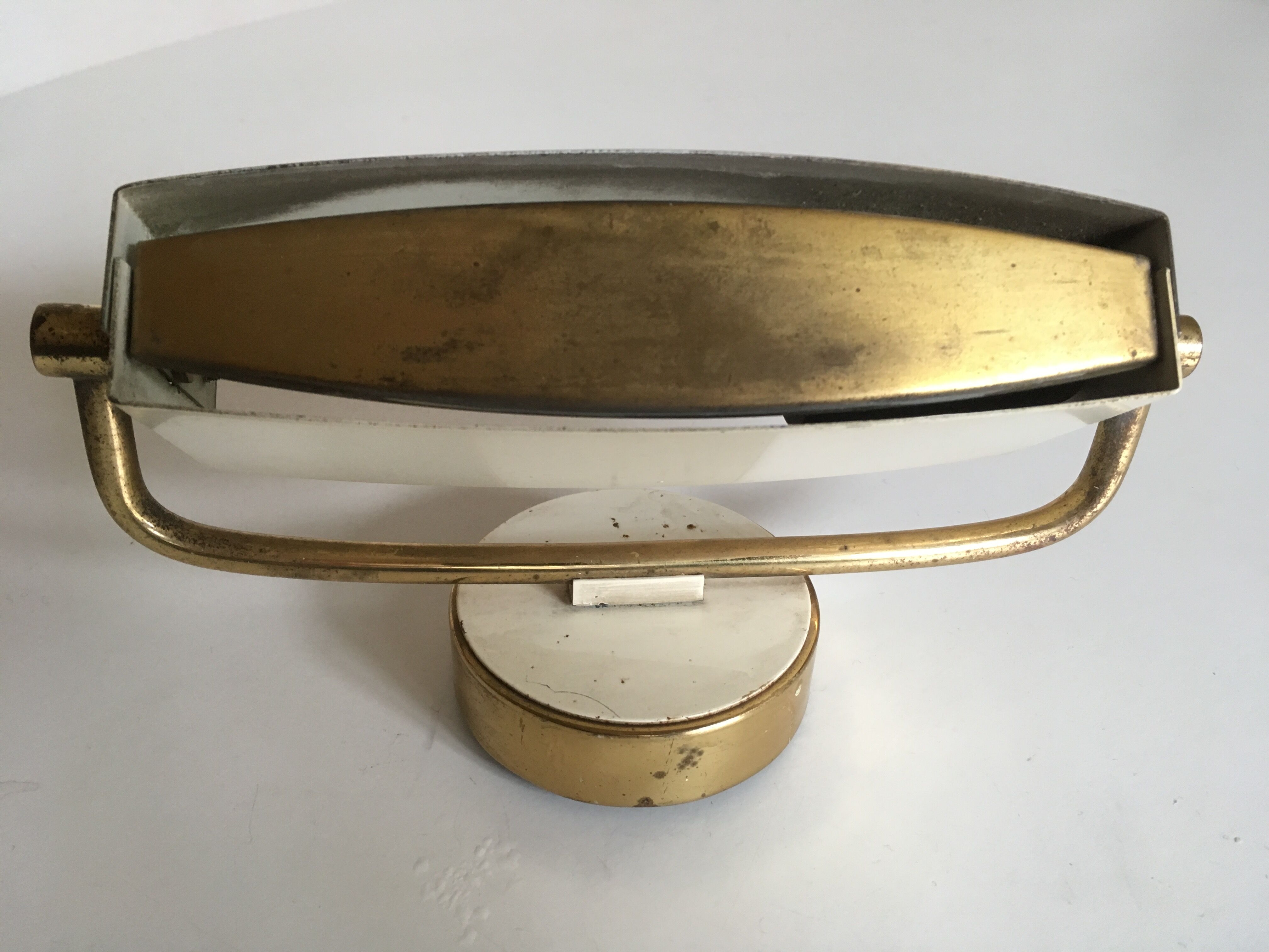 60s swivel eye wall light