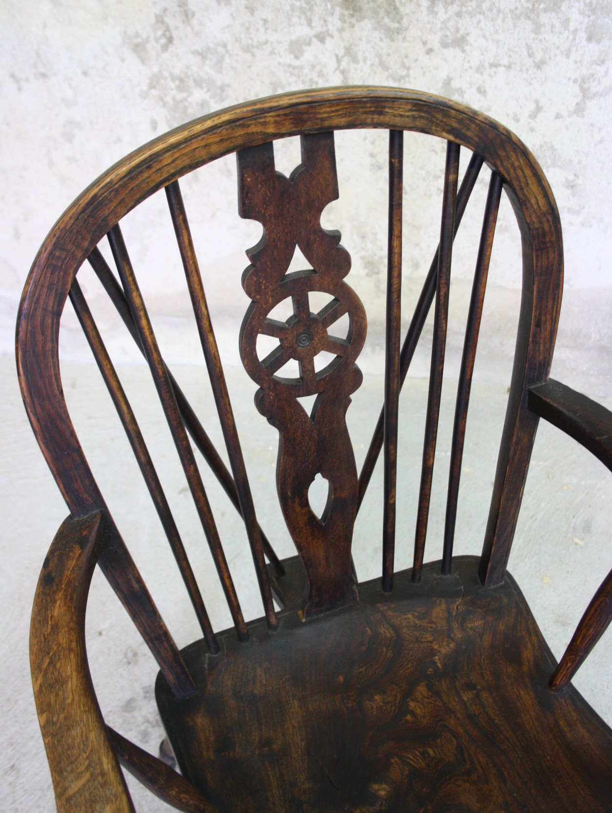 Windsor Wheelback Chair