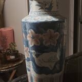 Vase balustre chinois de forme polygone