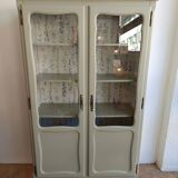 Armoire vitrée
