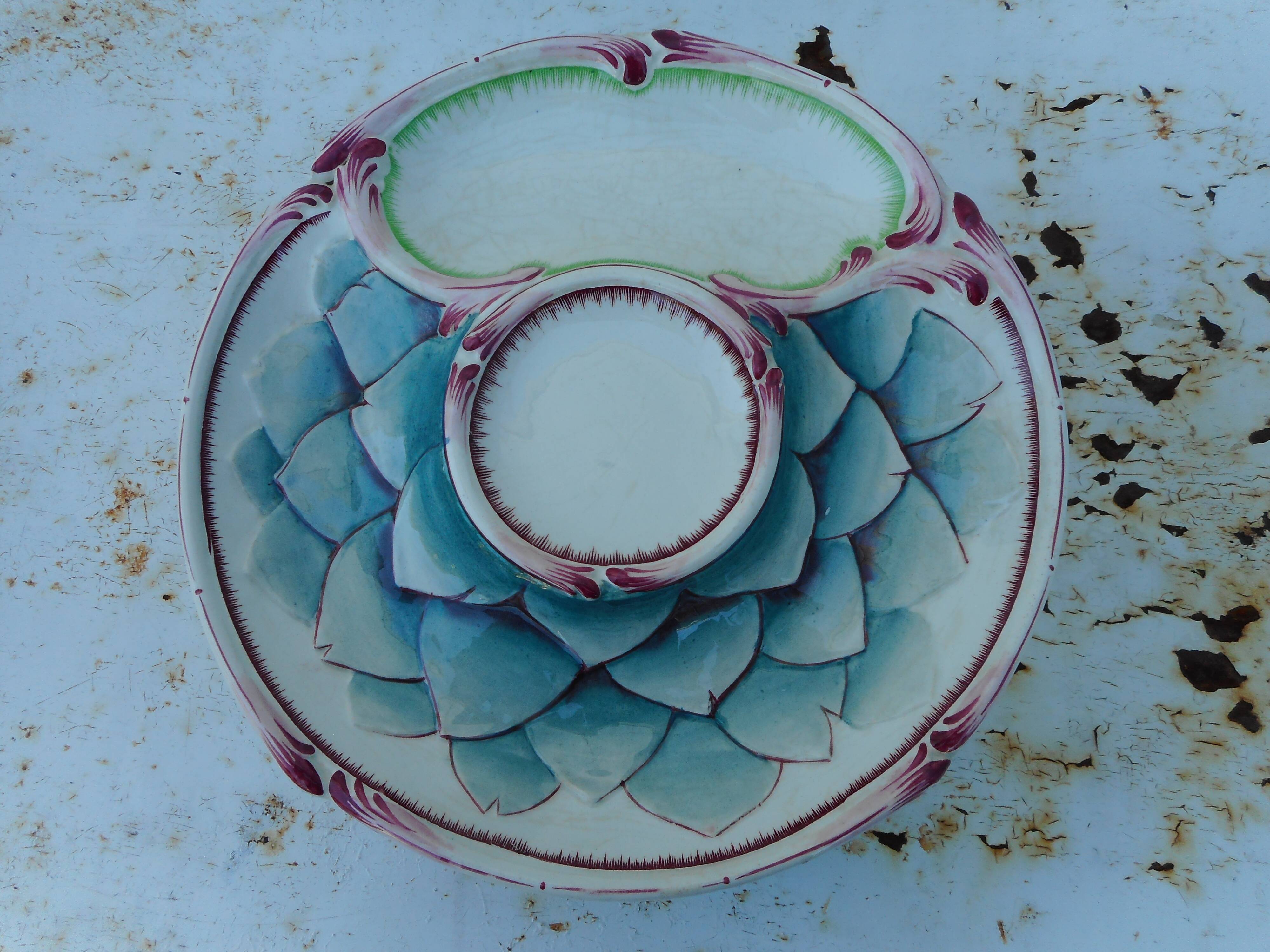 Set of four artichoke plates in earthenware