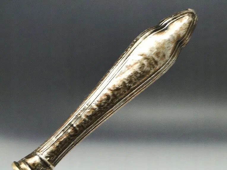 AA5 Pair of Silver Cake Forks 800