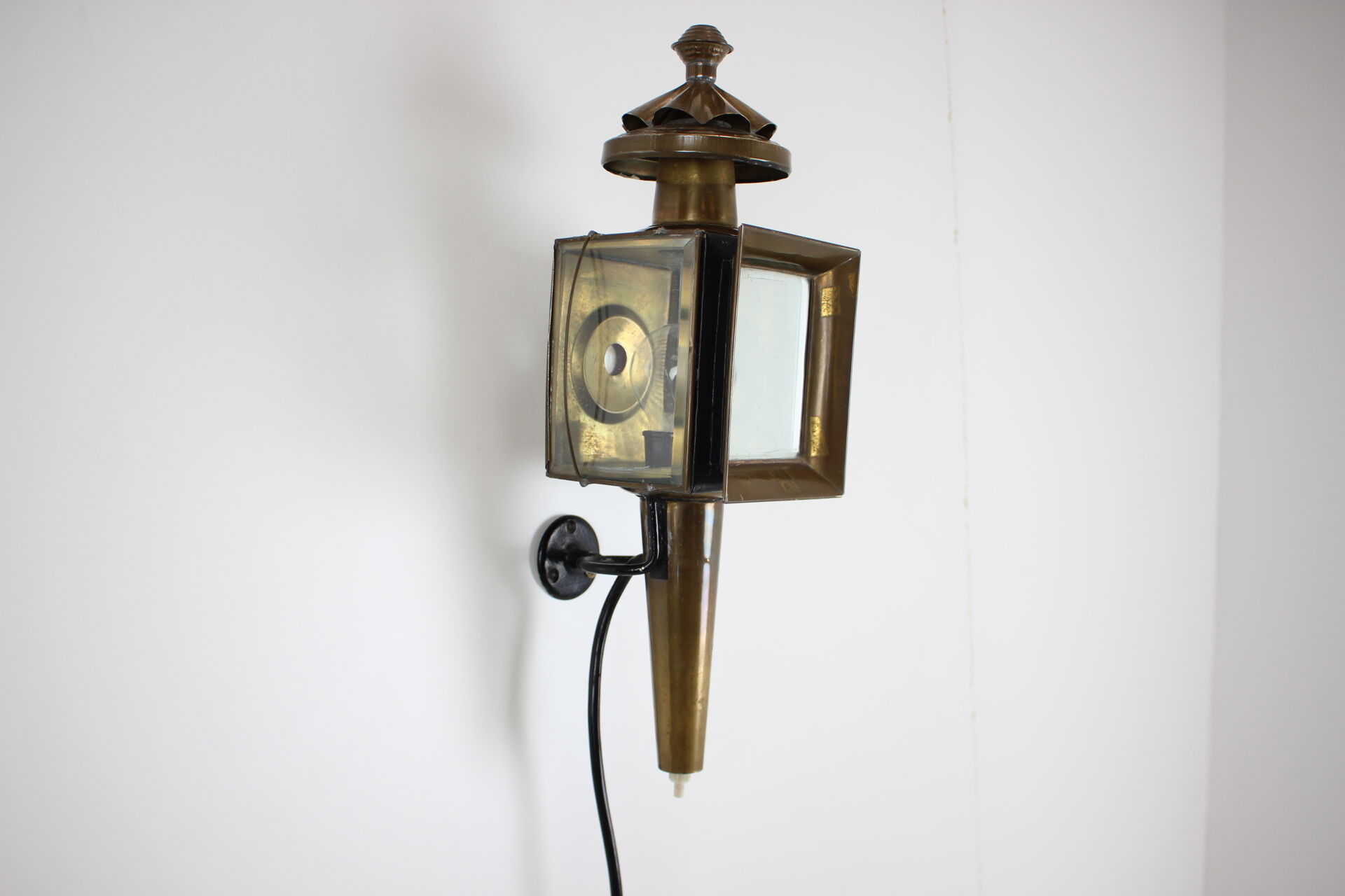 Mid-century wall lamp, 1950's.