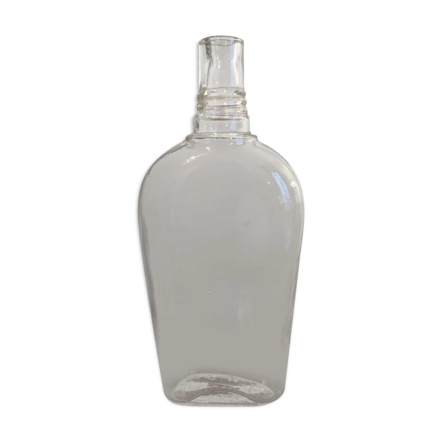 Glass bottle