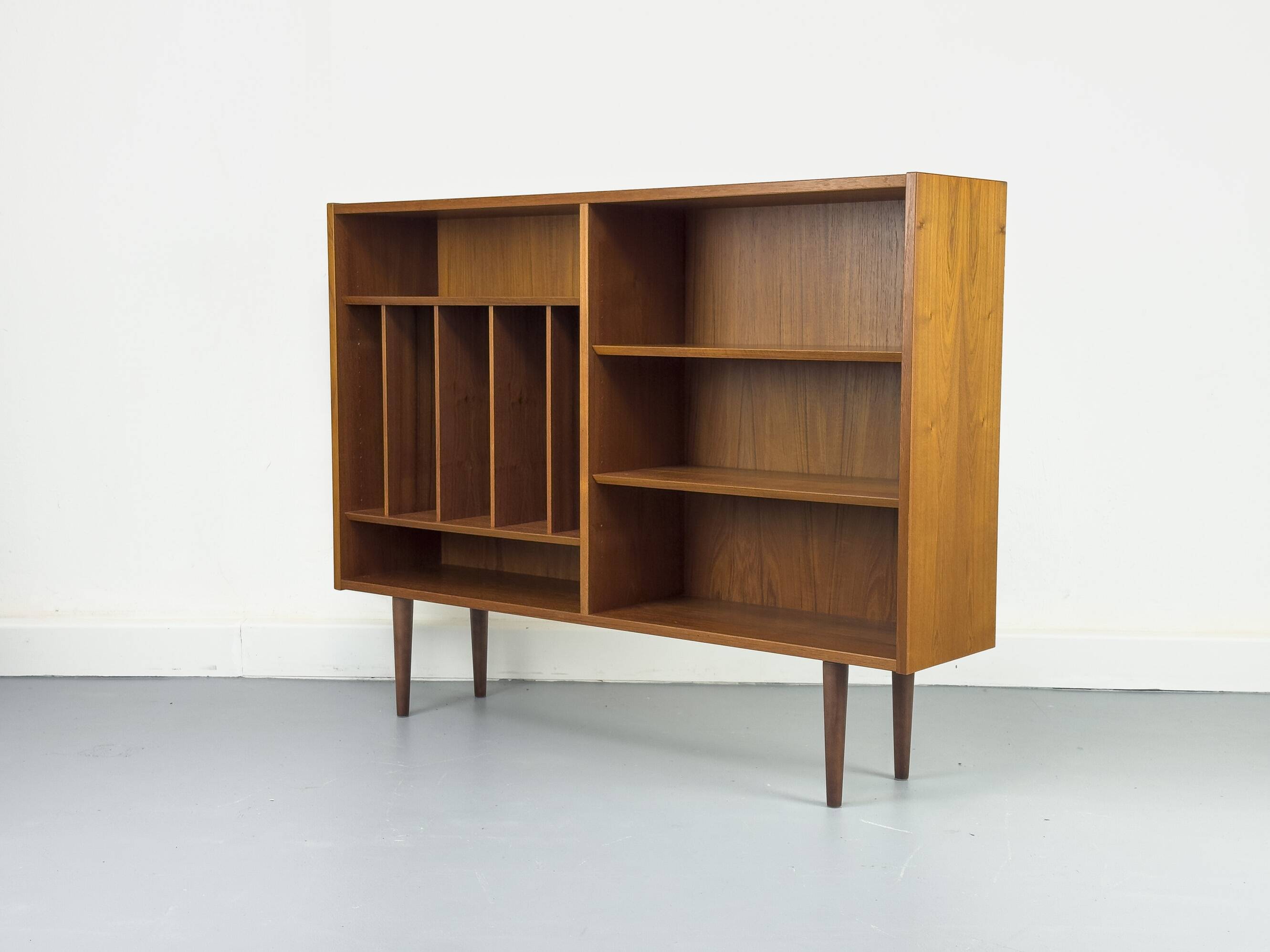 Vintage Danish Teak Bookshelf by Carlo Jensen for Hundevad & Co., 1960s