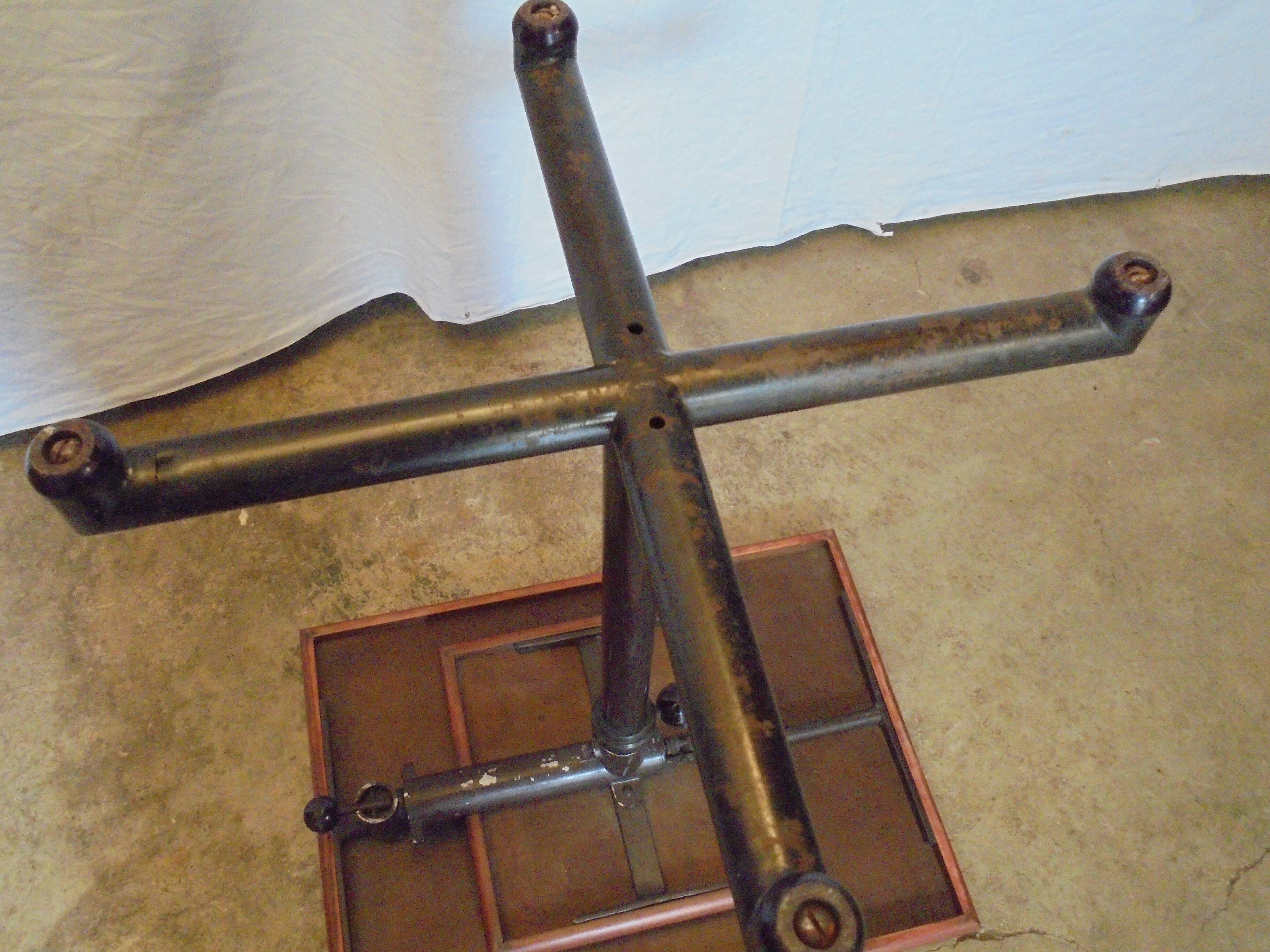 François Caruelle's modifiable system table, 1950s