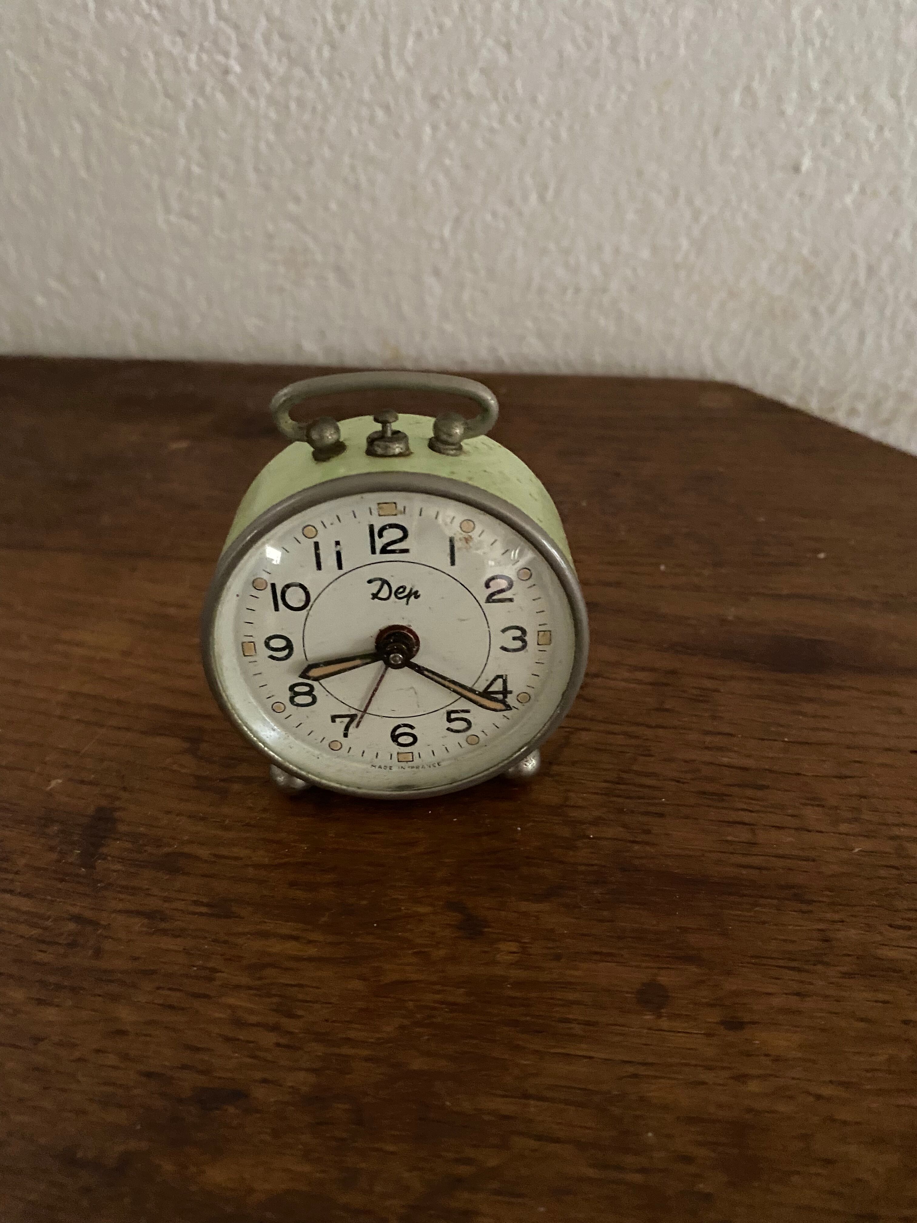 Old mechanical alarm clock Dep.
