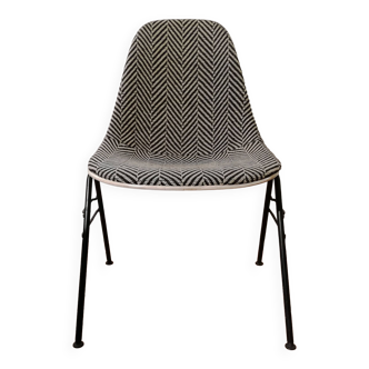 DSS chair, Herman Miller