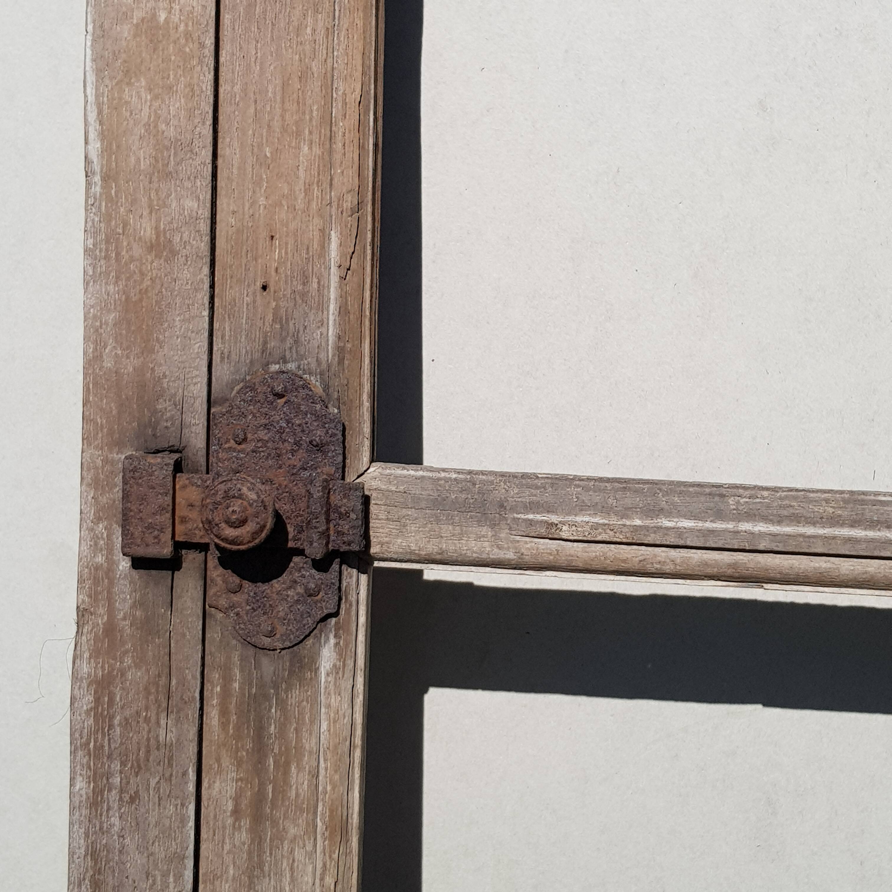 Old window H68xl42cm