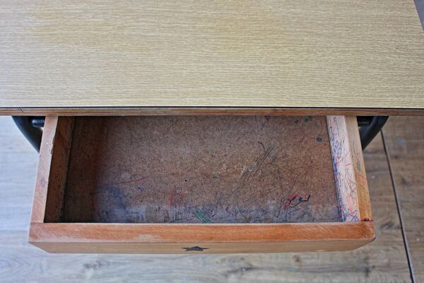 Bureau d'école avec chaise années 70