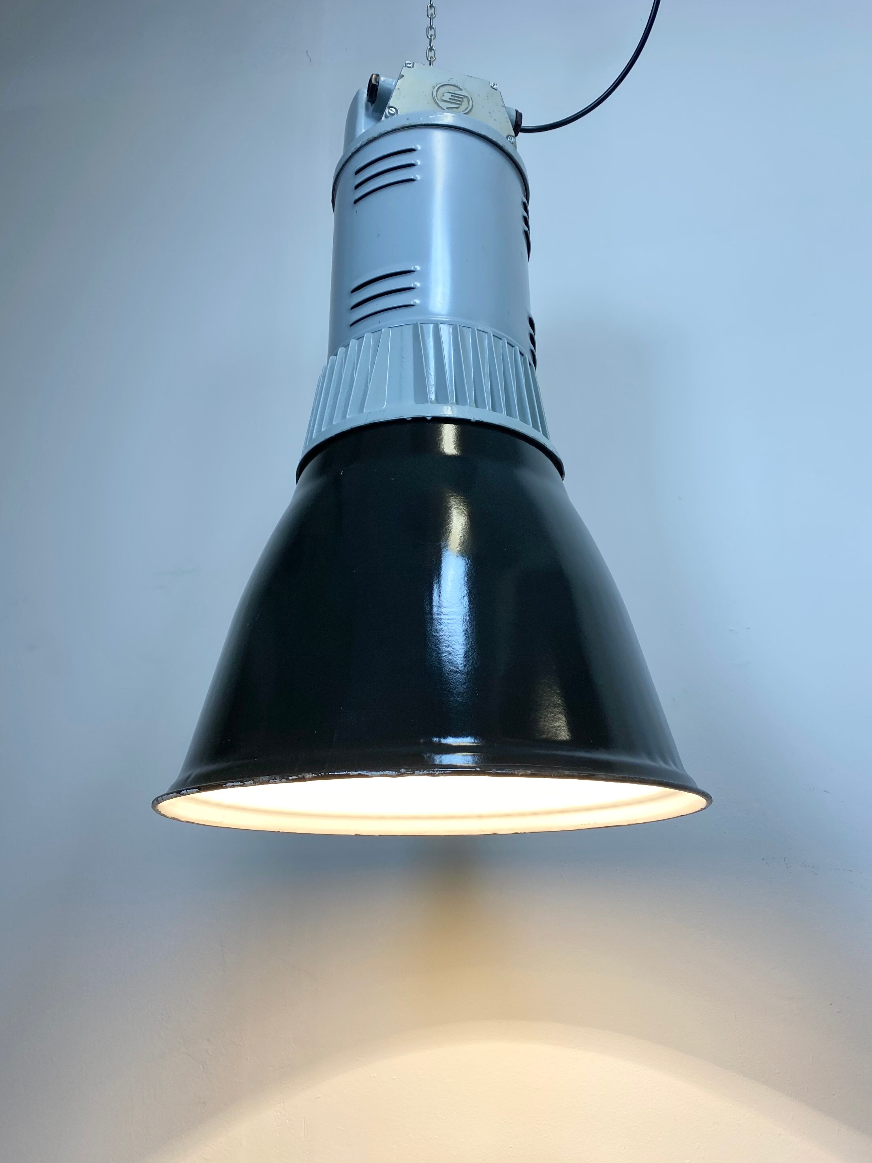 Black Enamel Vintage Industrial Pendant Lamp, 1960s