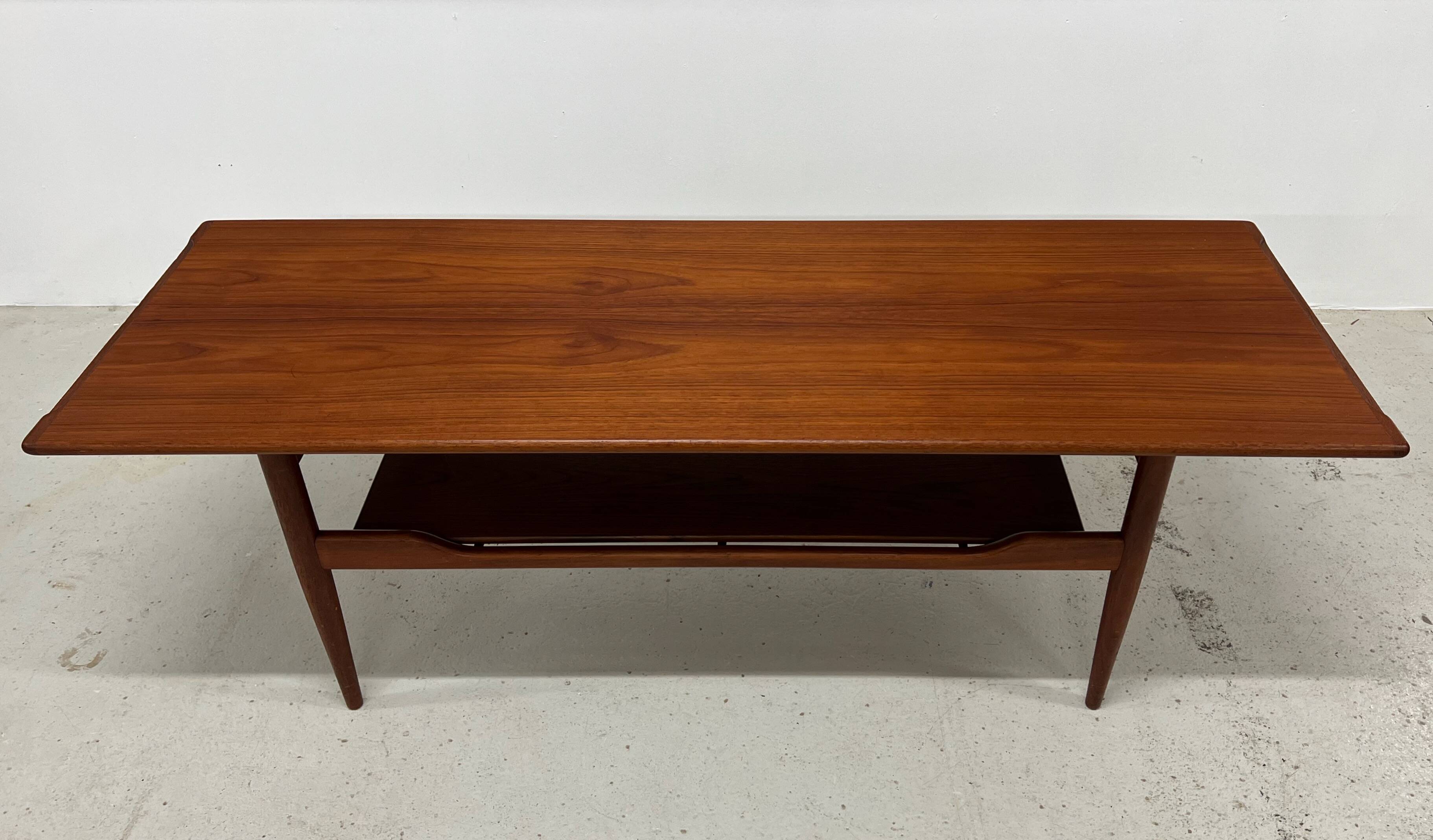 Table basse danoise en teck