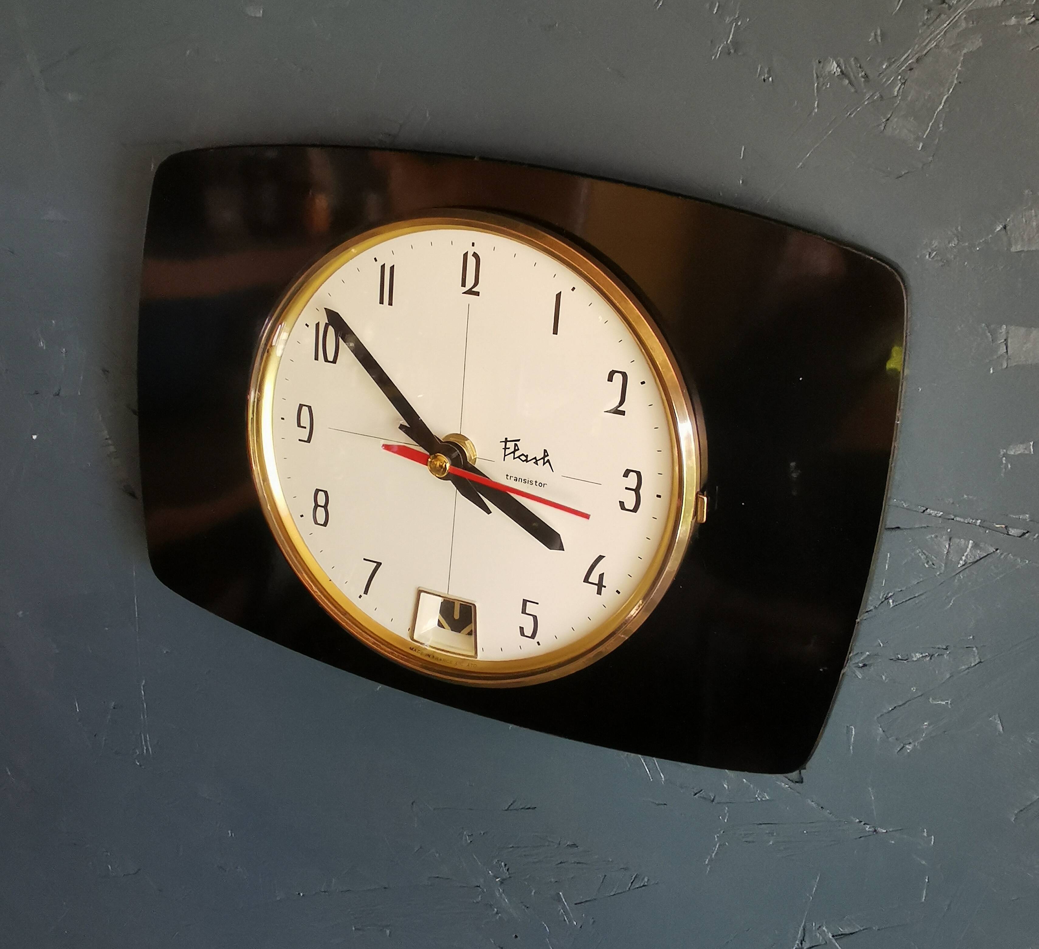 Vintage formica clock rectangular silent wall pendulum "Black transistor flash"