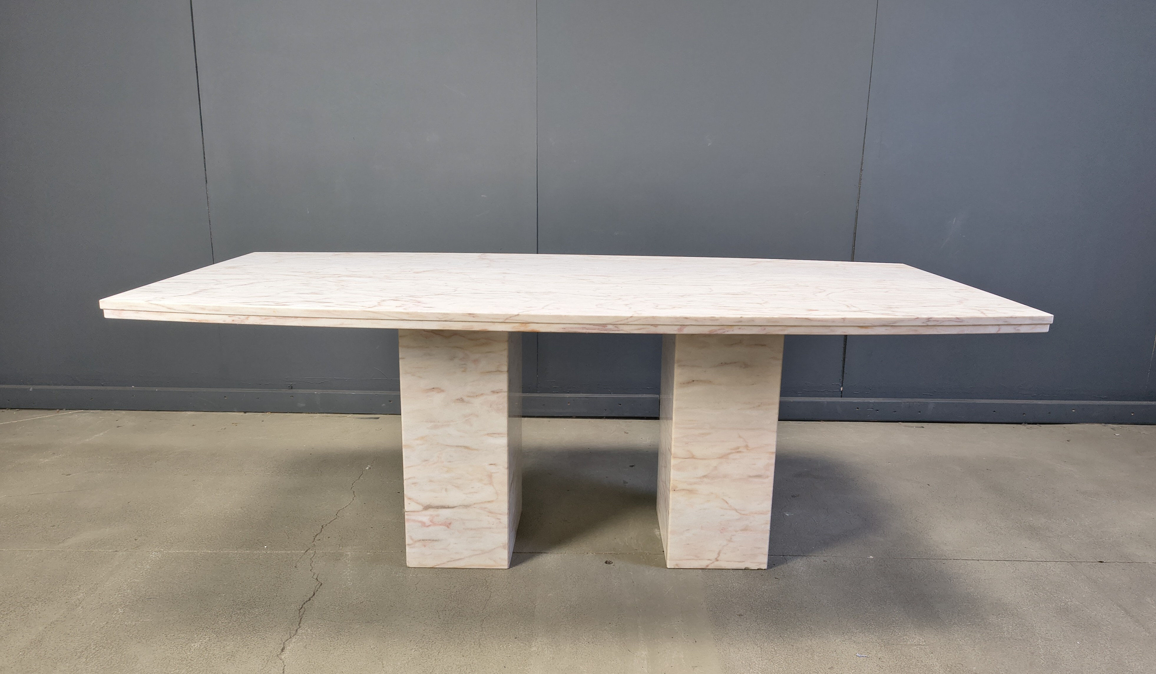 Table à manger en marbre vintage, années 1970