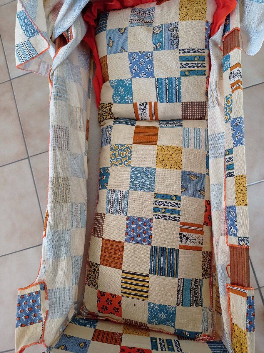 Wooden cradle for dolls/infants