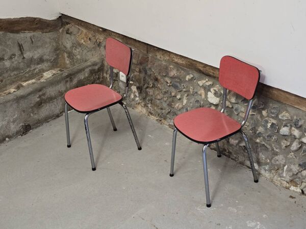 Paire de chaises en formica rose