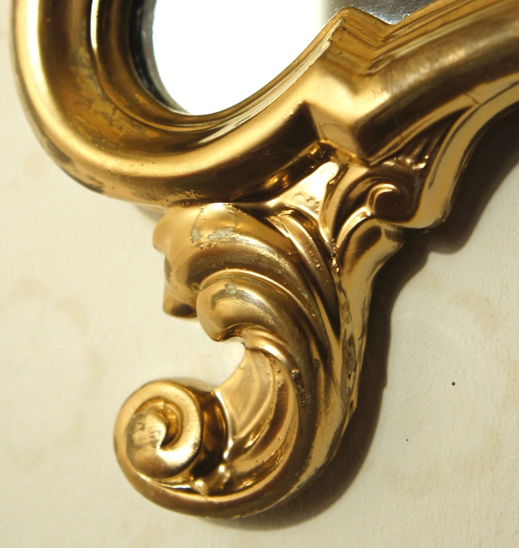 Louis XV style mirror, rockery, in golden resin, circa 1950 46x83cm