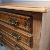Oak chest of drawers