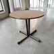 Table d'appoint ronde vintage / table d'appoint avec pied étoile noir