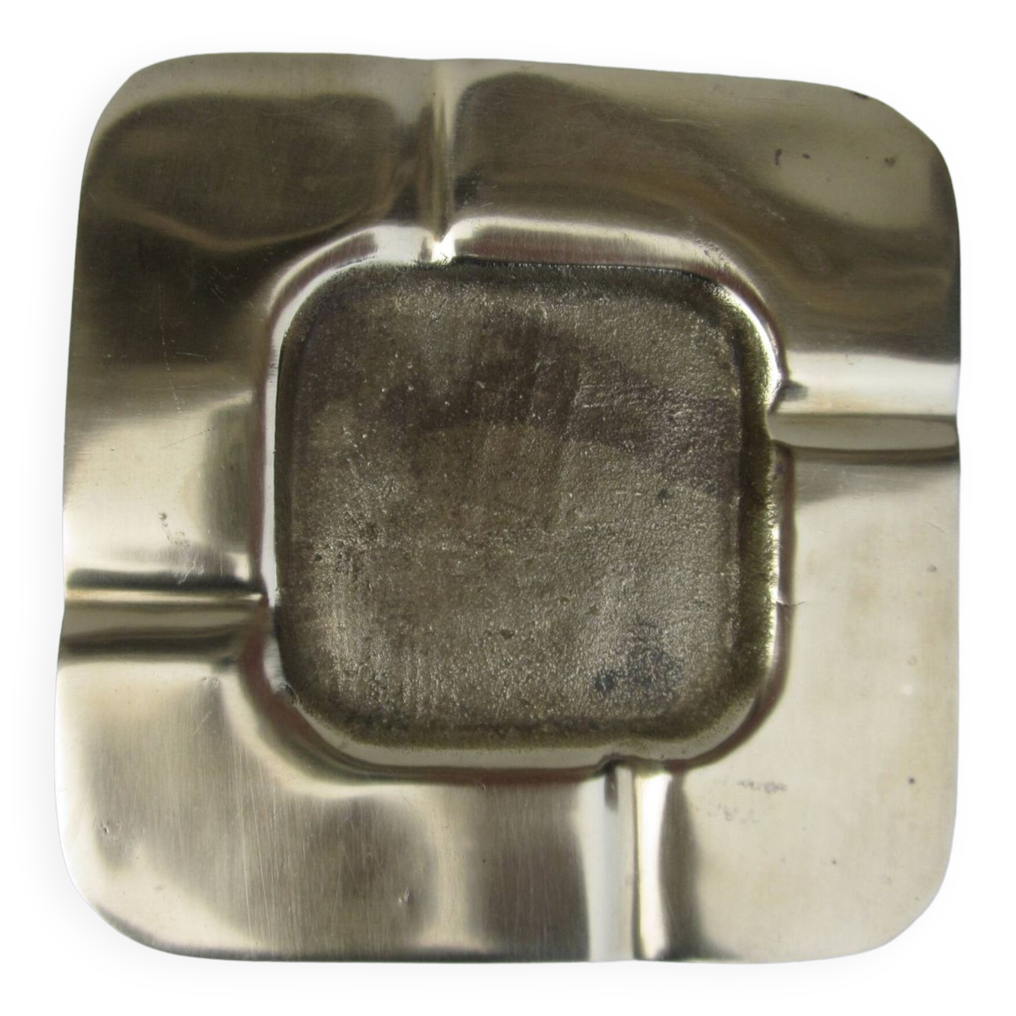 Cendrier plat en laiton