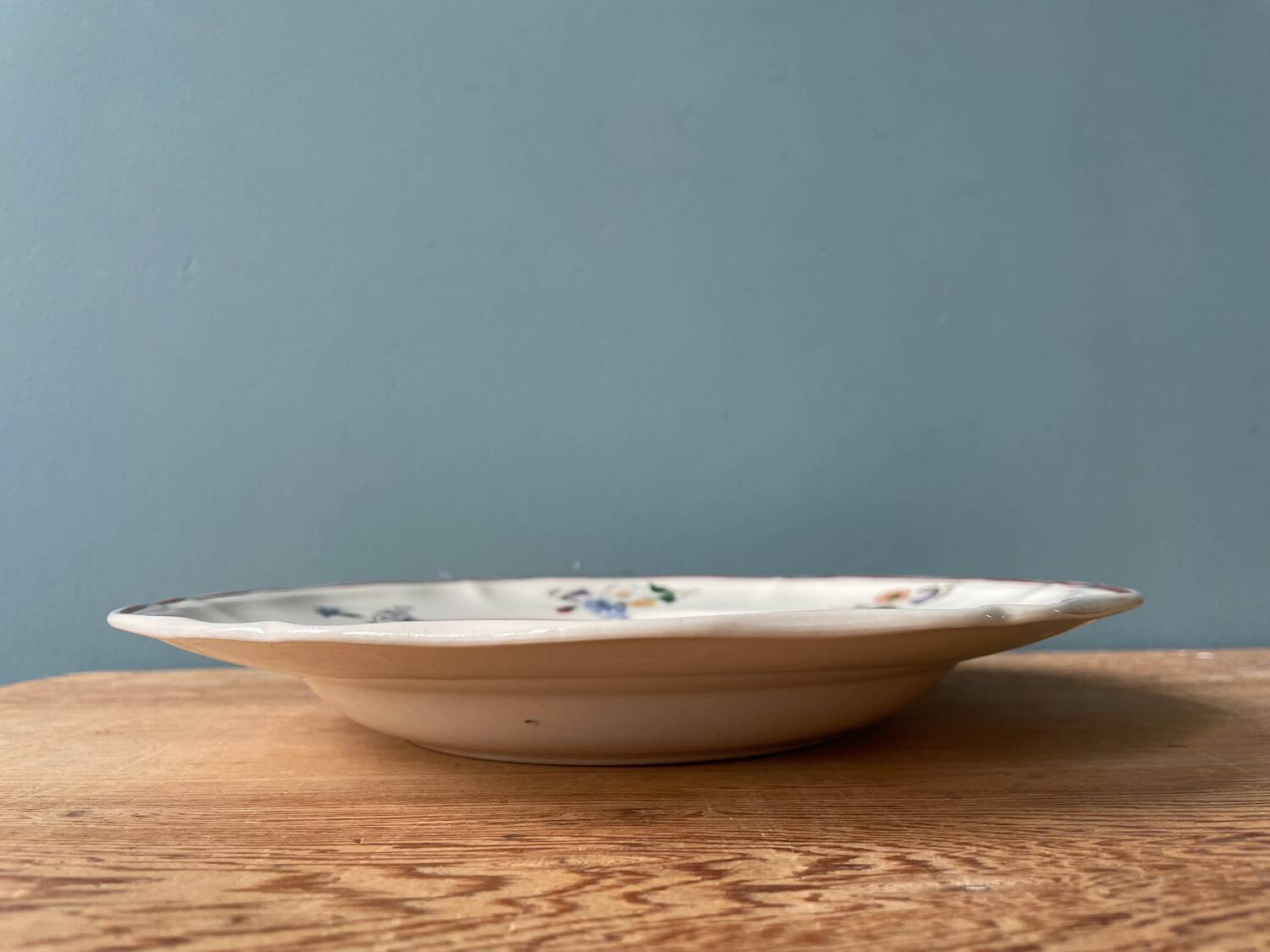 Series of 9 Sarreguemines France soup plates, Agreste collection