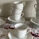 10 tasses à expresso et soucoupes en porcelaine Bernardeau Limoges Ronsard