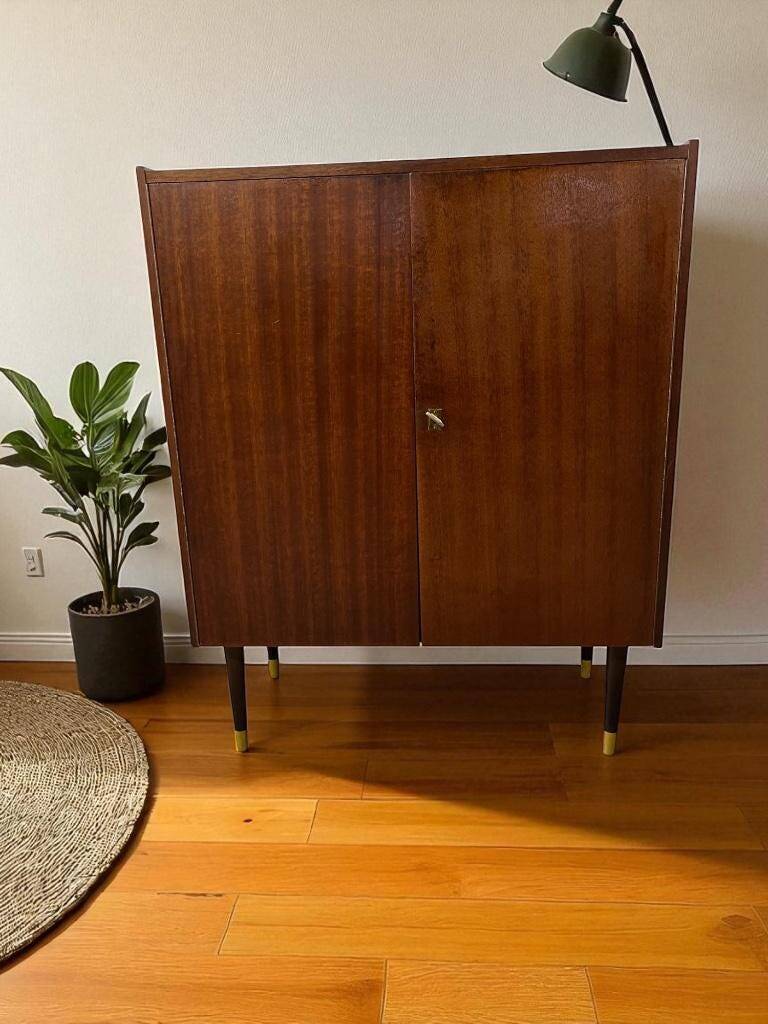 petite armoire vintage / commode / étagère