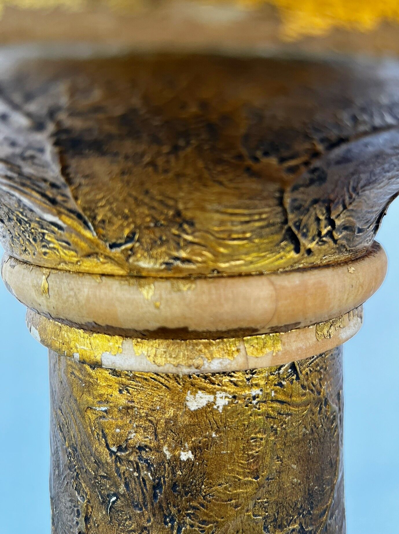 Pedestal empire gilded 1900 - mid 20th century