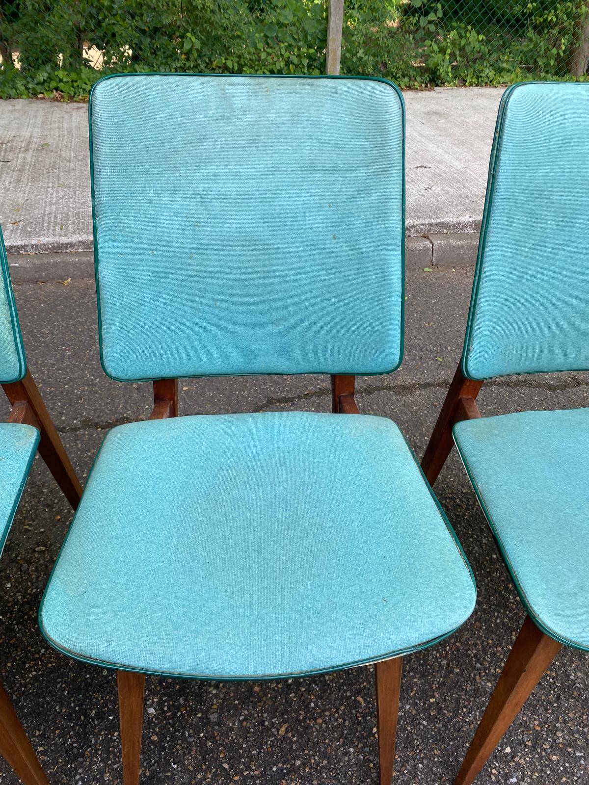4 Scandinavian dining chairs in solid wood and blue-green leather from the 1950s.
